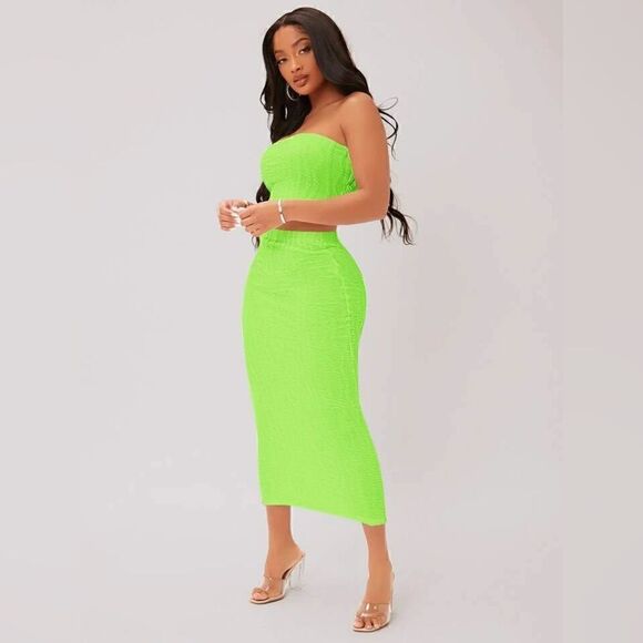 Trendy SHEIN SXY Neon Lime Textured Crop Tube Top & Pencil Skirt Set - Picture 5 of 5